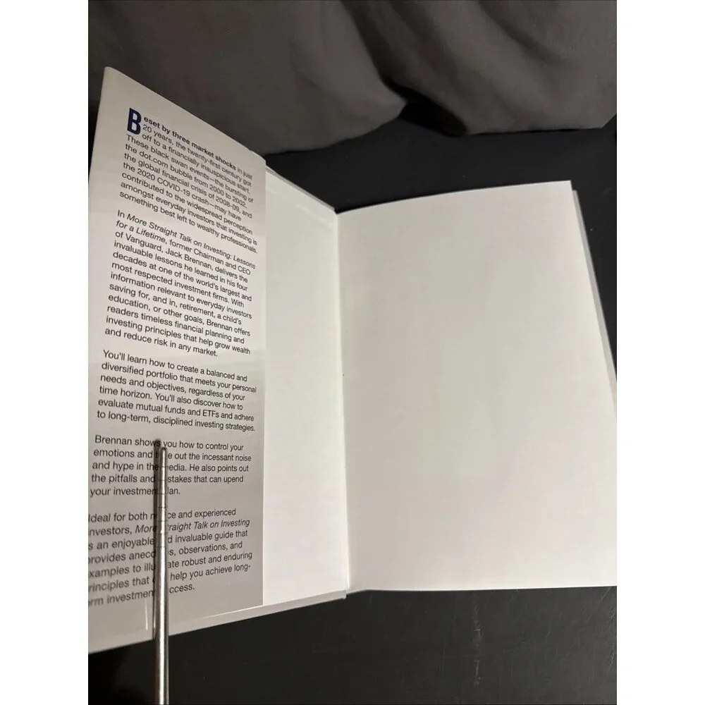More Straight Talk on Investing: Lessons for a Lifetime - Hardcover - VERY GOOD - Picture 3 of 5